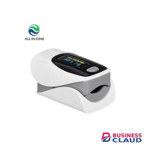 Medical pulse oximeter with free batteries
