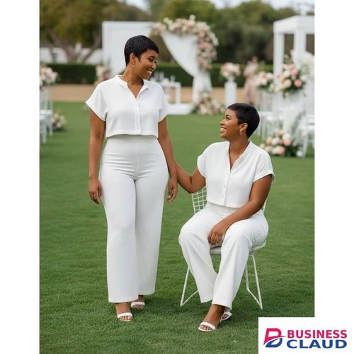 Elegant Two-Piece Women’s Lounge Set – Button Top & Wide-Leg Pants (White)