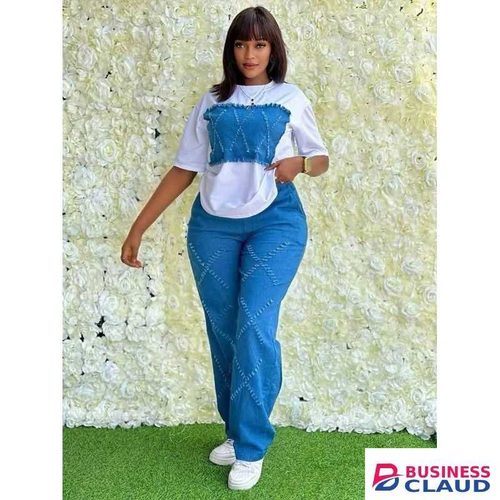 Two-Piece Ensemble Denim Patchwork Trendy Denim Graphic – T-Shirt & Wide-Leg - Blue/White