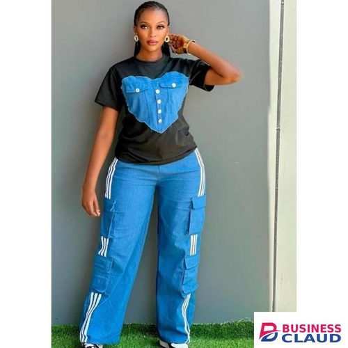 Trendy Denim Graphic Two-Piece Ensemble Denim Patchwork – T-Shirt & Wide-Leg cargo Trouser- Black/Blue