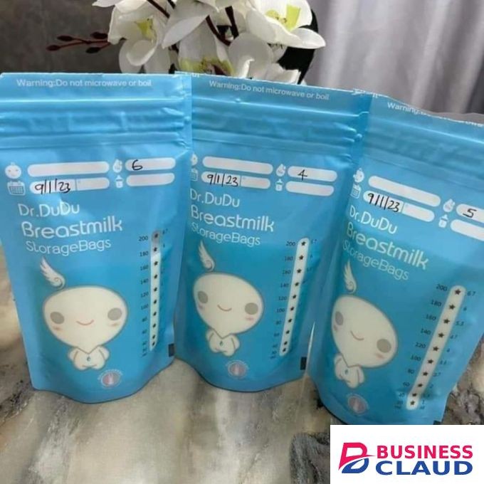 Breast Milk Storage Bags Up To 200Ml Of Breast Milk Leak Proof Pre-Sterilized For Storing And Freezing Breast Milk -30 Pieces