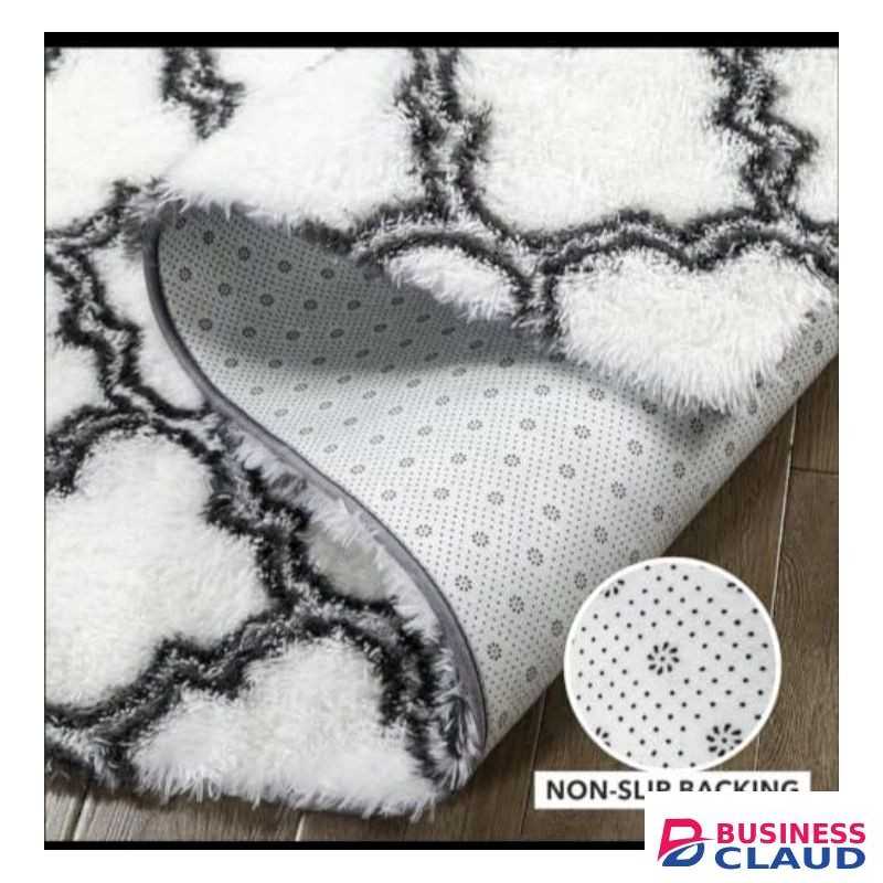 White/Black Fluffy Mat -Size 45×75cm