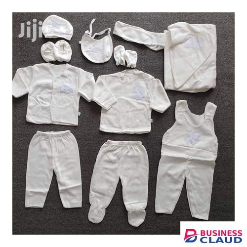 Lucky Star 11 Pieces Unisex New Born Baby Receiving Set