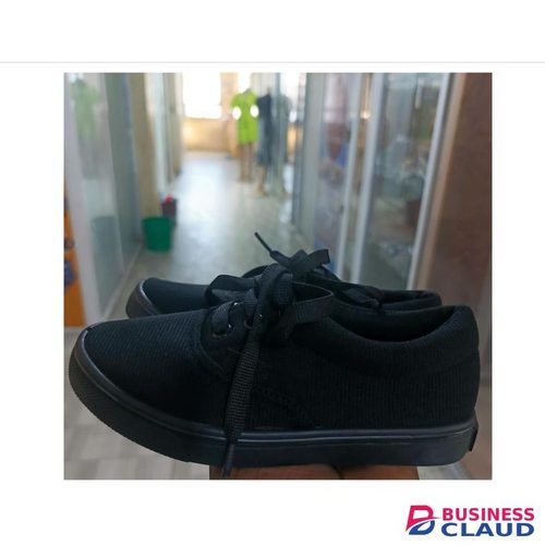 Shoes For Kids Sneakers School Games Rubber Shoes (small fitting)