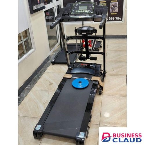 comes with 2pcs neoprine dumbells 1kg each, massage belt and waist trainer