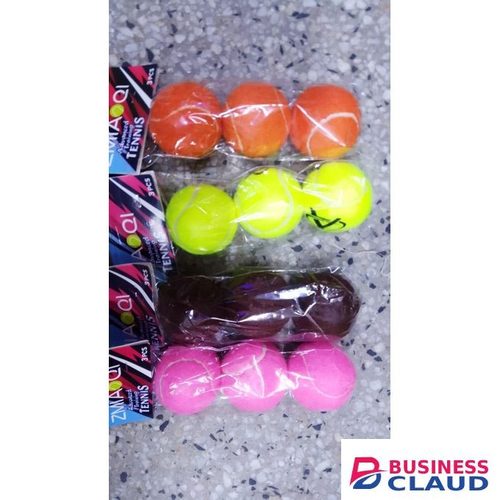 Set of 3 Professional Tennis Balls – Durable Training & Match Play