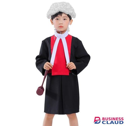 *Professional kids lawyer costume*