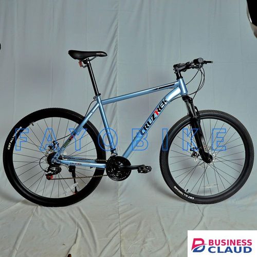 Bike Cruztrek Komet Size 29 Mountain Bicycle