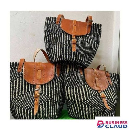 Africana Fashion Black/White Sisal Kiondo