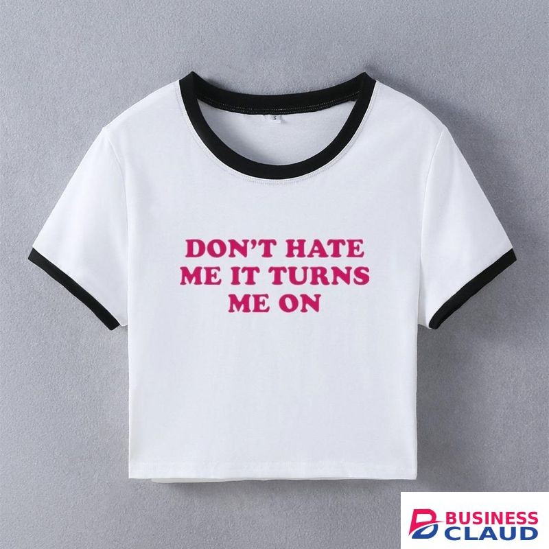 Don't Hate Me Graphic Cropped Top