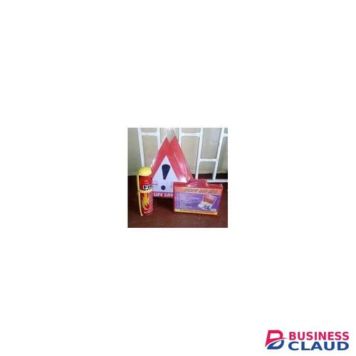 3-in-1 Road Safety Emergency Kit – Warning Triangle, Fire Extinguisher & First Aid Kit