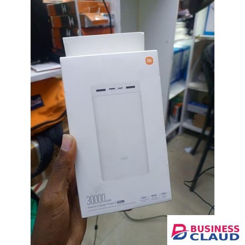 Mi Xiaomi 30000mAh Power Bank with Quick Charge Technology – USB-C & Micro USB Input