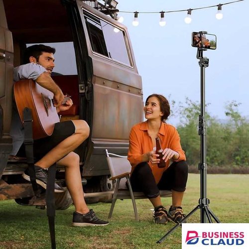 Ugreen LP680 Selfie Stick Tripod with Bluetooth Remote – 1.8 m Extendable Premium Aluminum All-in-One Stand for Smartphones