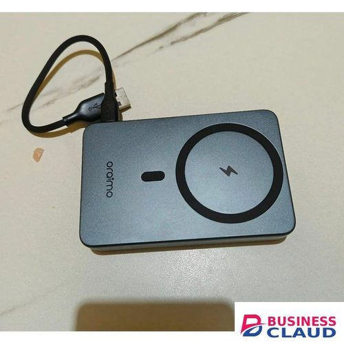 Oraimo 10,000mAh magnetic wireless power bank, 15W wireless and 22.5W wired charge