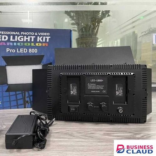 Professional U800 LED Studio Light with Tripod Stand – High Power Adjustable Light