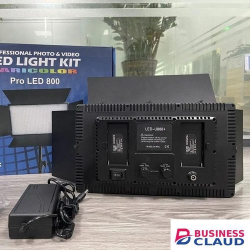 U800 LED Studio Video Light with Adjustable Tripod Stand – 40W Panel Light