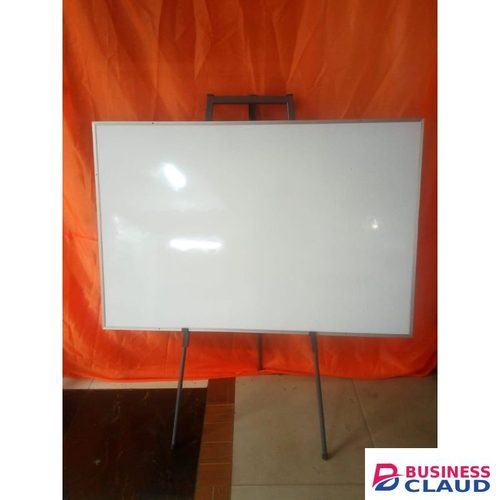 Heavy Duty 3Ft X 4Ft Non Magnetic White Board With A Tripod Stand