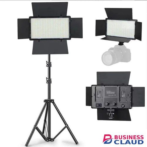 U800 LED Studio Light Kit with Tripod Stand – Compact Design for Travel and Outdoor Shoots