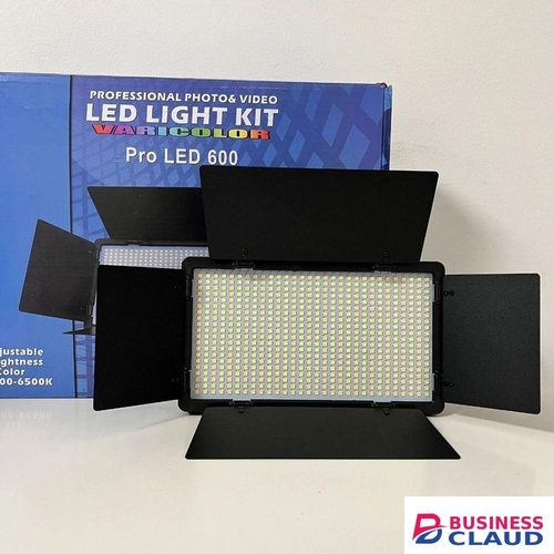 LED-U600 Adjustable Brightness LED Light With Tripod – Portable Lighting For Makeup, TikTok, And Interviews