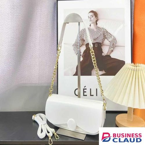 women classic handbag