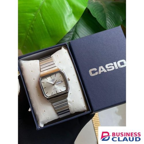 Silver Elegance – Full Stainless Steel Timepiece with Date Display
