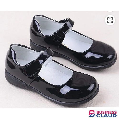 Girls Back to School Wetlook Shoes with Rubber Sole (small fiting)