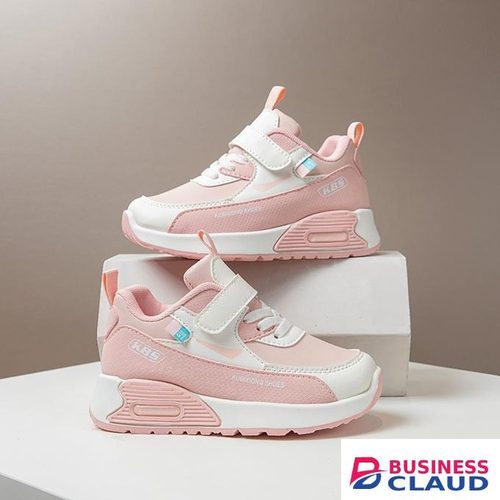 Kids pink elegant sneakers