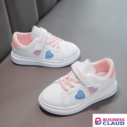Girls sneakers with a heart decorations