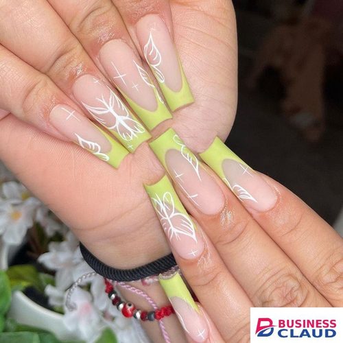 24 PCS Water Decal Fake Nails Floral Print Nail Tips Free Glue Included