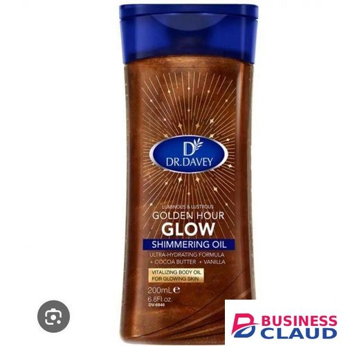 DR.DAVEY Golden Hour Glow Shimmering Body Oil is a lightweight, luminous body oil that enhances the skin with a subtle golden shimmer in Kenya-premium-incense-scent
