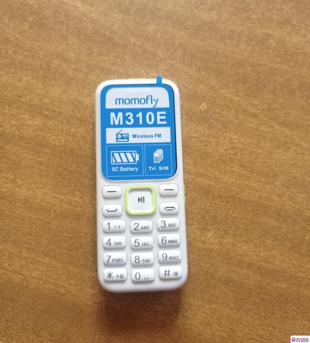 Momofly M310E Featured Phone Triple SIM Regular 5C Battery, 1.77" display with BT connectivity featured phones RAM 32MB