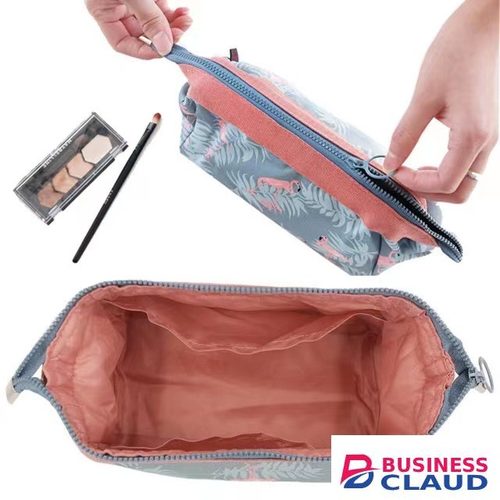 Women Travel Animal Flamingo Make Up Bags Girl Cosmetic Bag Makeup Beauty Wash Organizer Toiletry pouch Storage Kit Bath Case in Kenya-premium-incense-scent