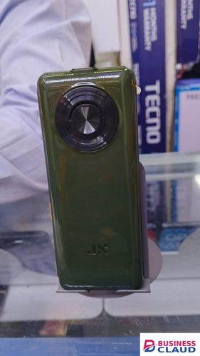 New arrivals Jx S30 phone with a torch light, wireless fm and earphone usb Port