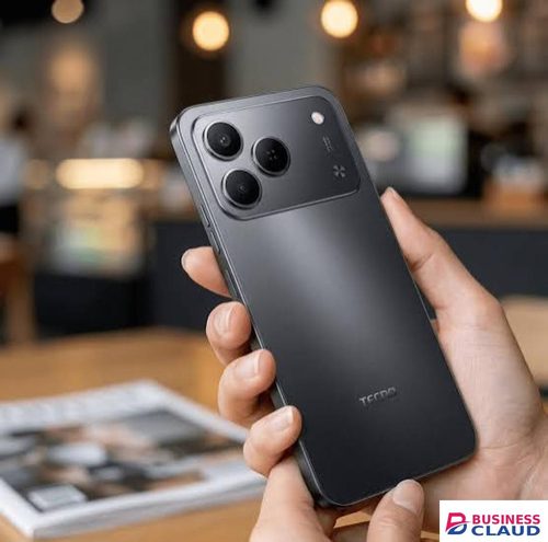 LIMITED TIME OFFER!! TECNO SPARK 50 128GB STORAGE 4GB RAM 6700MAH BATTERY 18W TYPE-C FAST CHARGE 6.78-INCH DISPLAY 50MP ULTRACLEAR CAMERA/ ANDROID 16 DUAL SIMCARD 13MONTHS WARRANT/SIDE SENSOR Limited time offer in Cables-led-light-flashlight