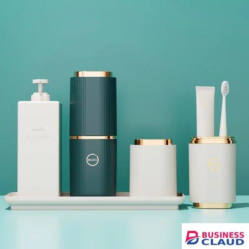 Portable Travel Toothbrush Holder Cover Case Luxury Travel Plastic Container Toothbrush Protection Organizer Box for Oral Care Colorful Toothbrush Storage Cover for School Home Office or Vacation Use