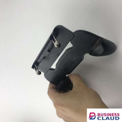 New Six-Finger Chicken Artifact K21 Gamepad W10 AK66 Multifunctional Phone PUBG+Free Fire Gamepad Handle