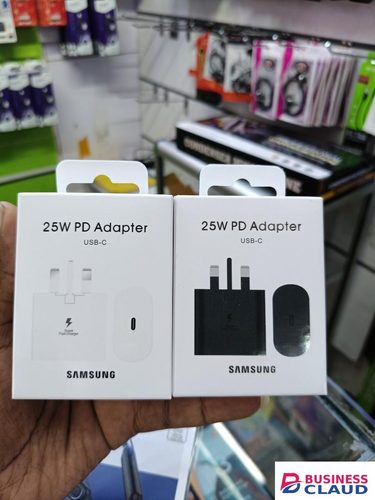 LIMITED TIME OFFER!! SAMSUNG 25W TYPE -C PORT TRAVEL ADAPTER, SAFE FAST CHARGE, COMPATIBLE WITH ALL SAMSUNG MODELS; PHONES, TABLETS AND ACCESSORIES, 3PLUG, 25W FAST CHARGE ADAPTER Limited time offer in Out-triple-output-led-torch