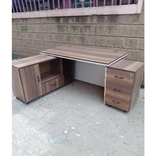 Quality Polished Wooden Office Desk