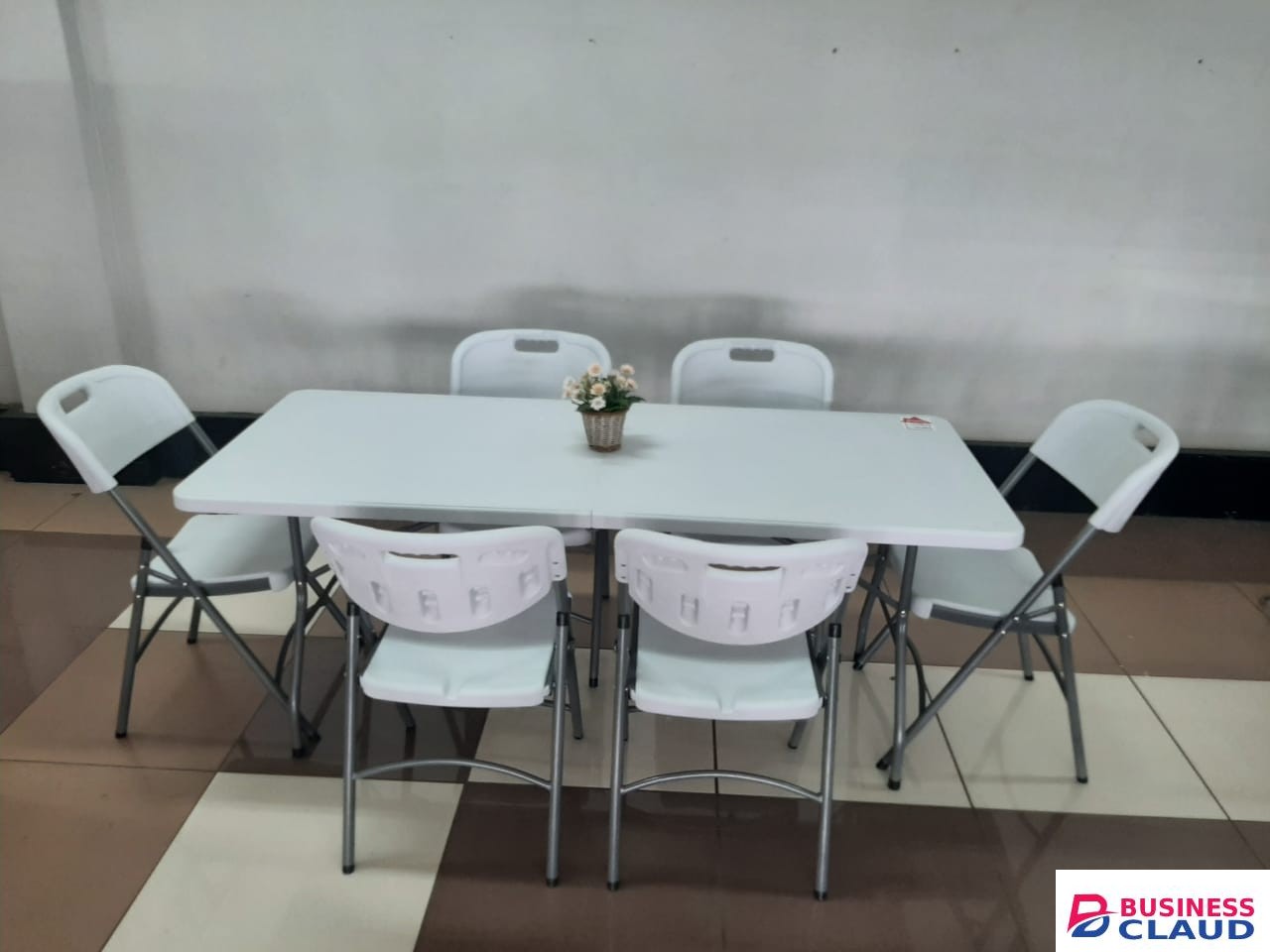 6 Seater Foldable Set