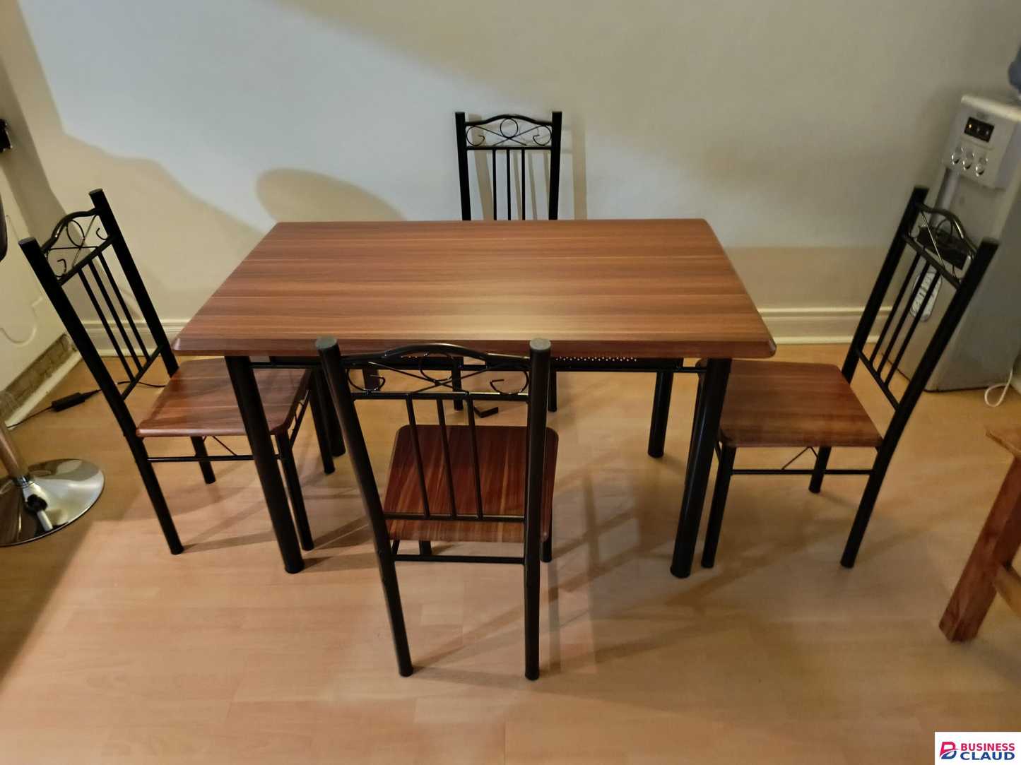 4 Seat Wooden Dining Set