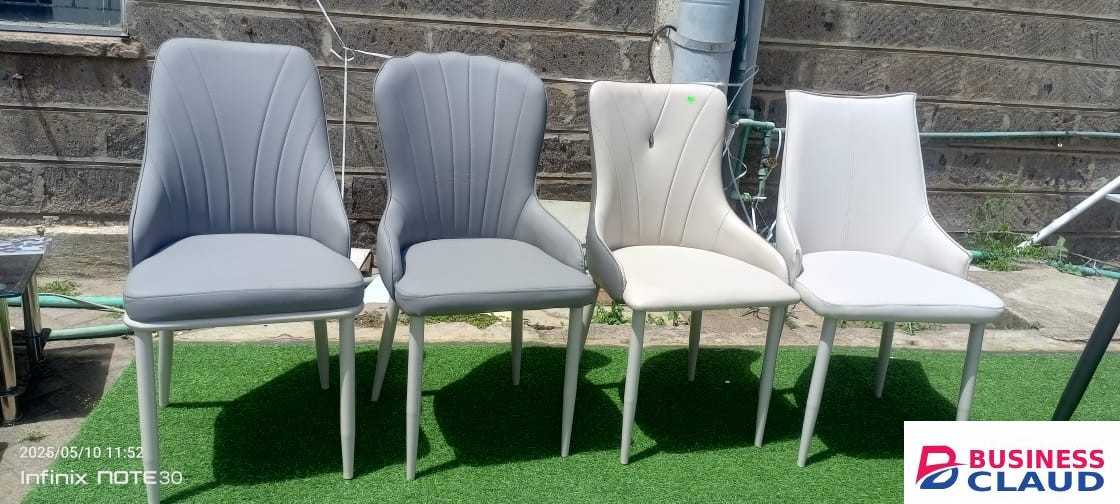Olivia Tufted Dining Chair