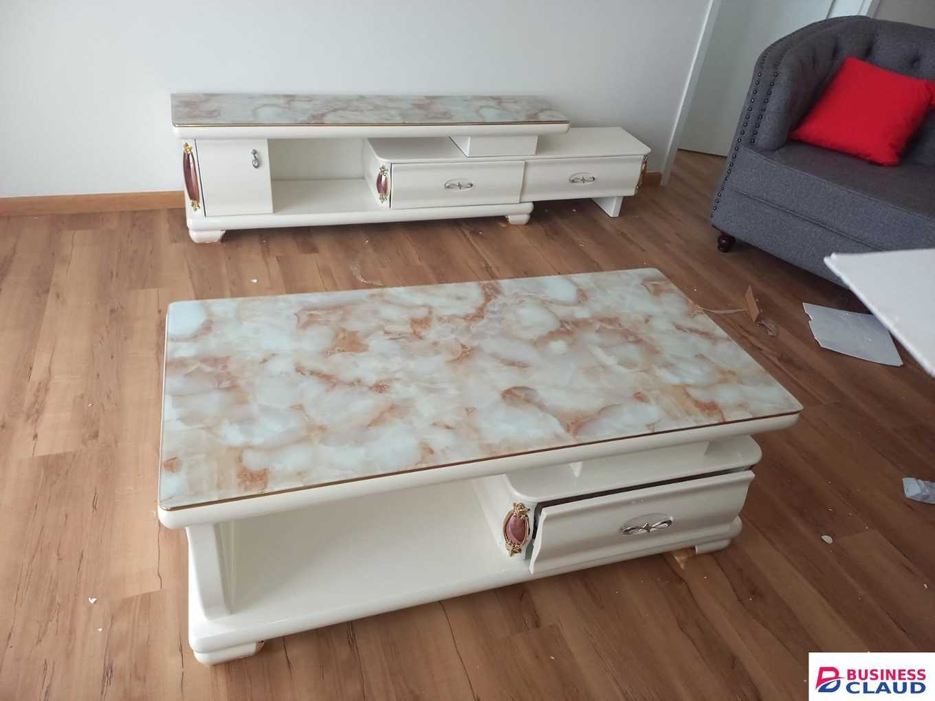 Matching Coffee table+ Tv Stand
