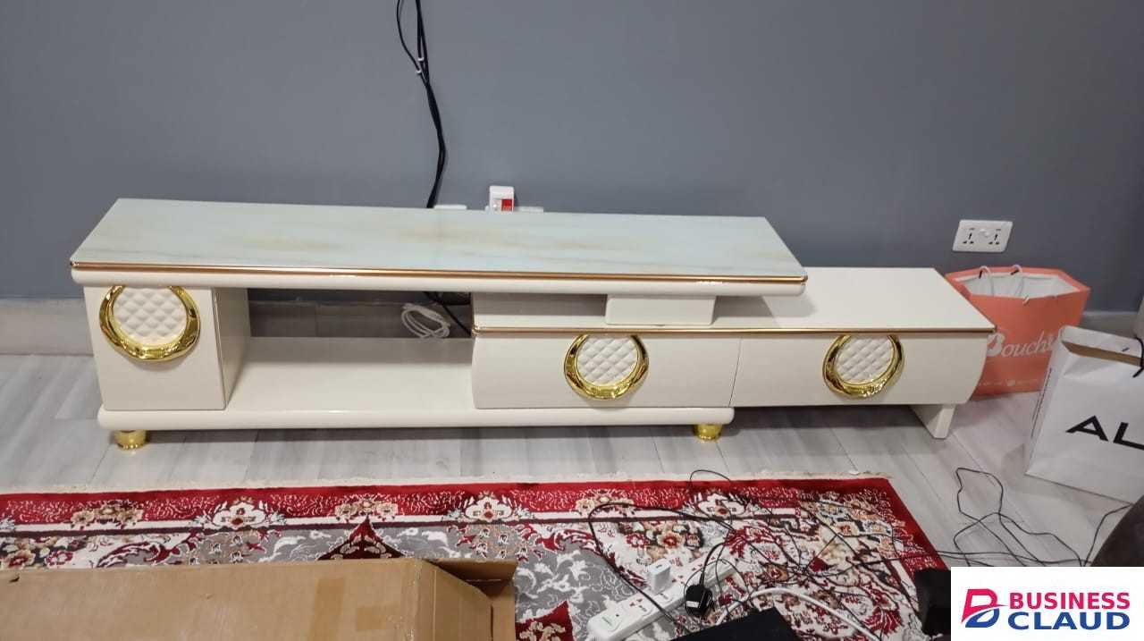 Extendable Television Stand