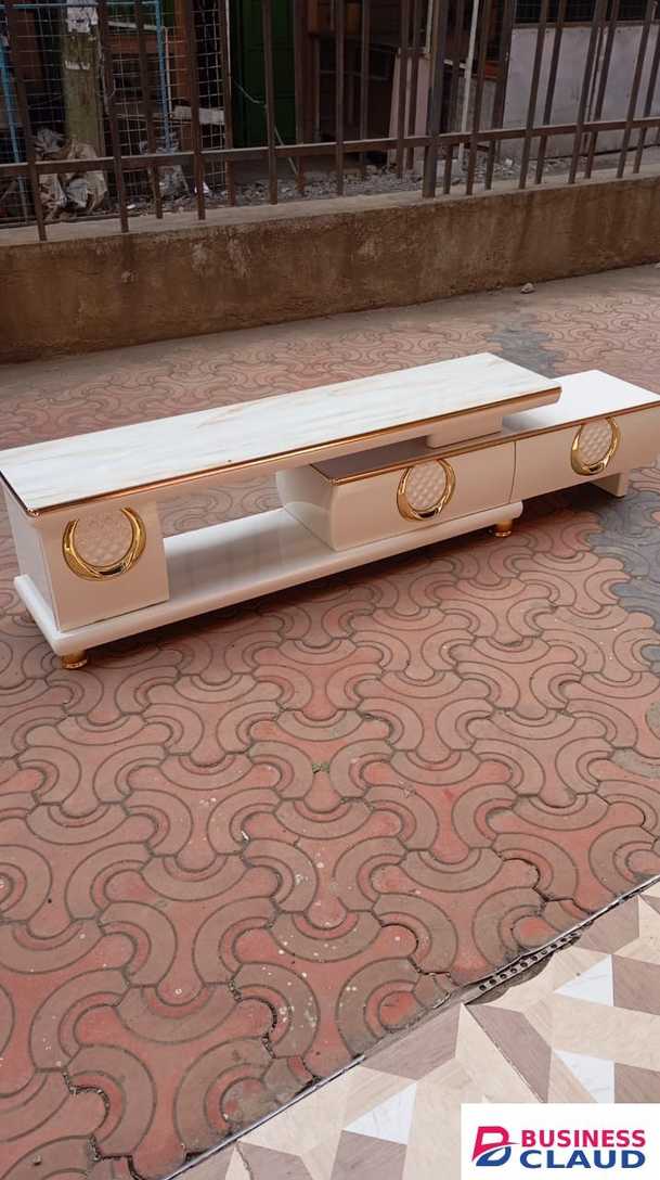 White Extendable TV Stand