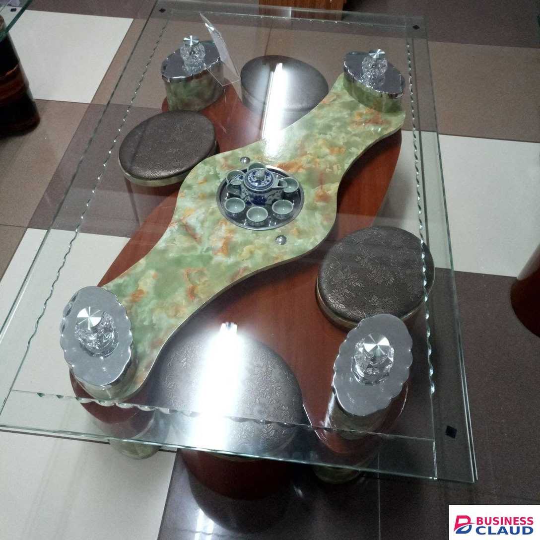 Puff Glass Table
