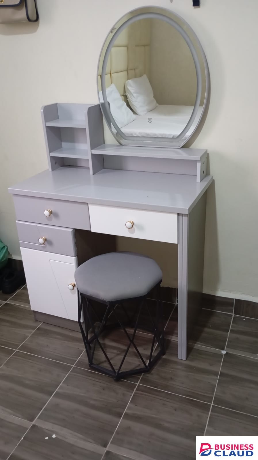 Executive Dressing Table