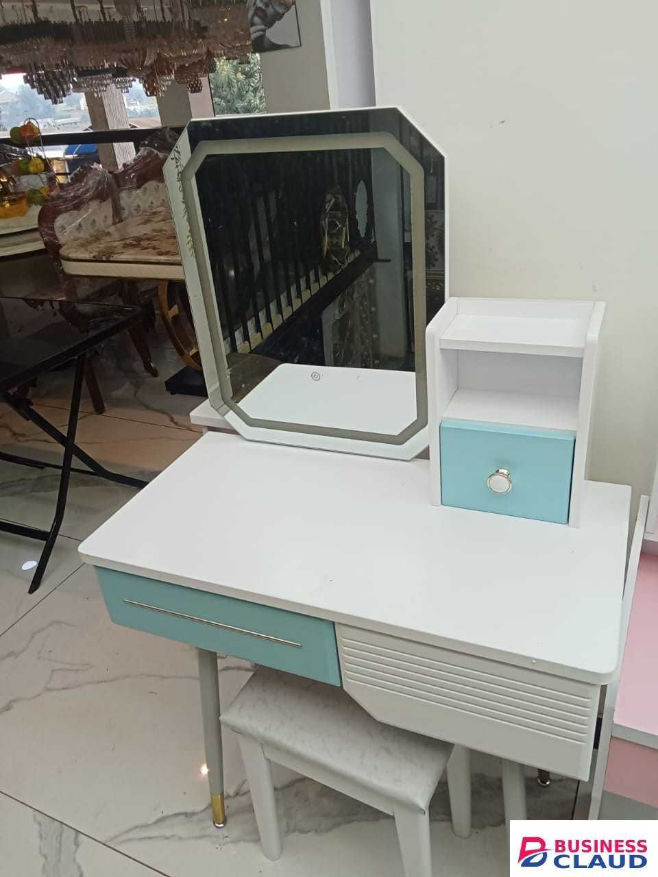 LED Dressing Table