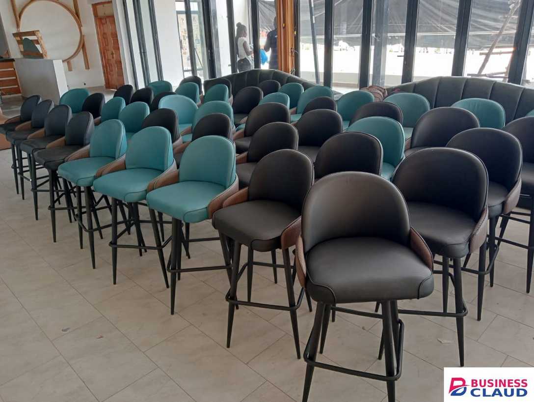 Swivel Bar Stool