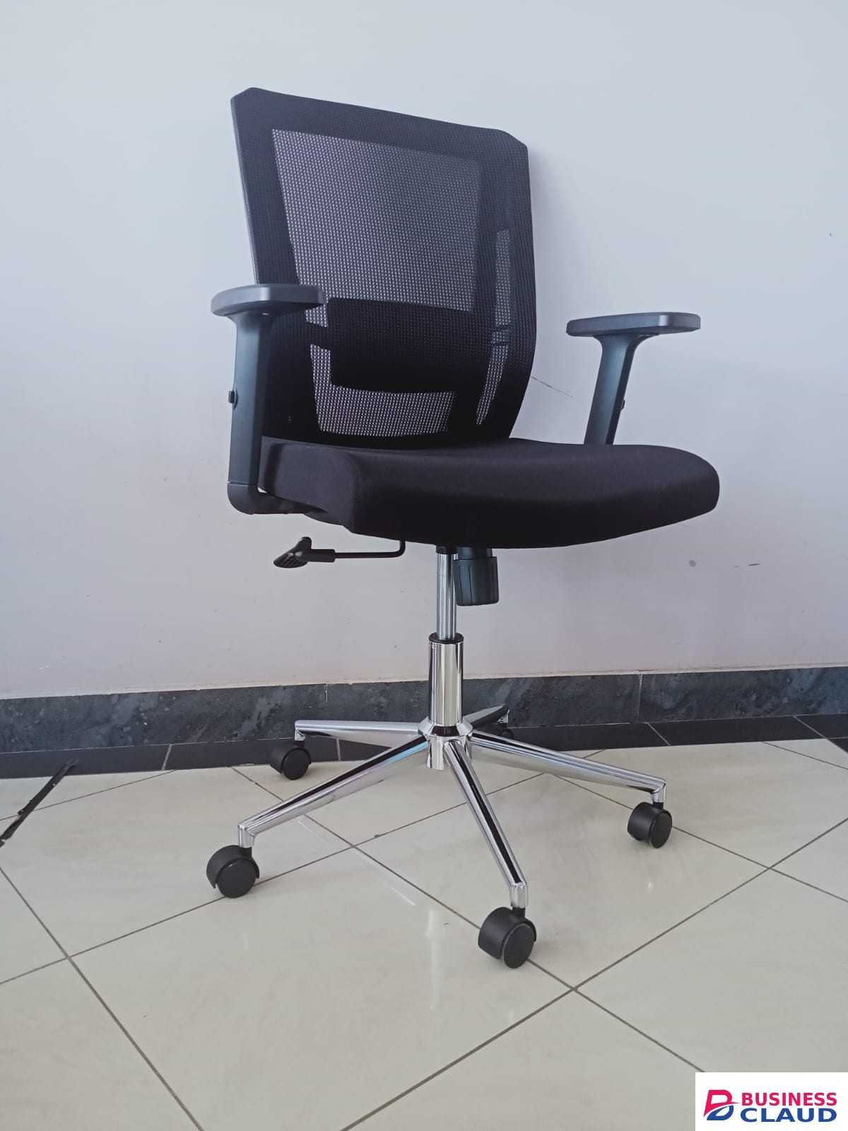 Orthopaedic Low Back Swivel Mesh Chair