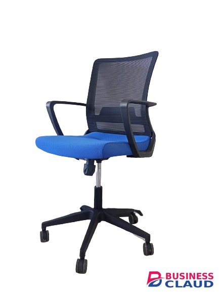 Swivel Mesh Chair With Fixed Arms & Adjustable Height.